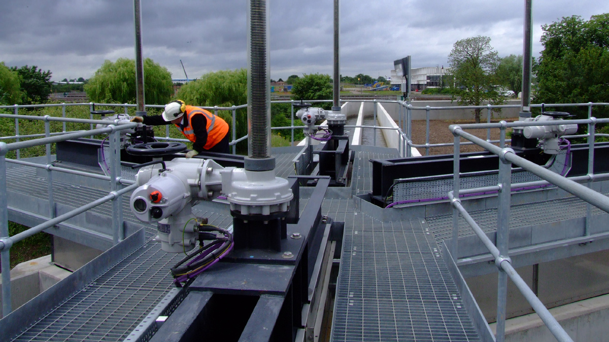ROTORK ON PENSTOCK VALVES