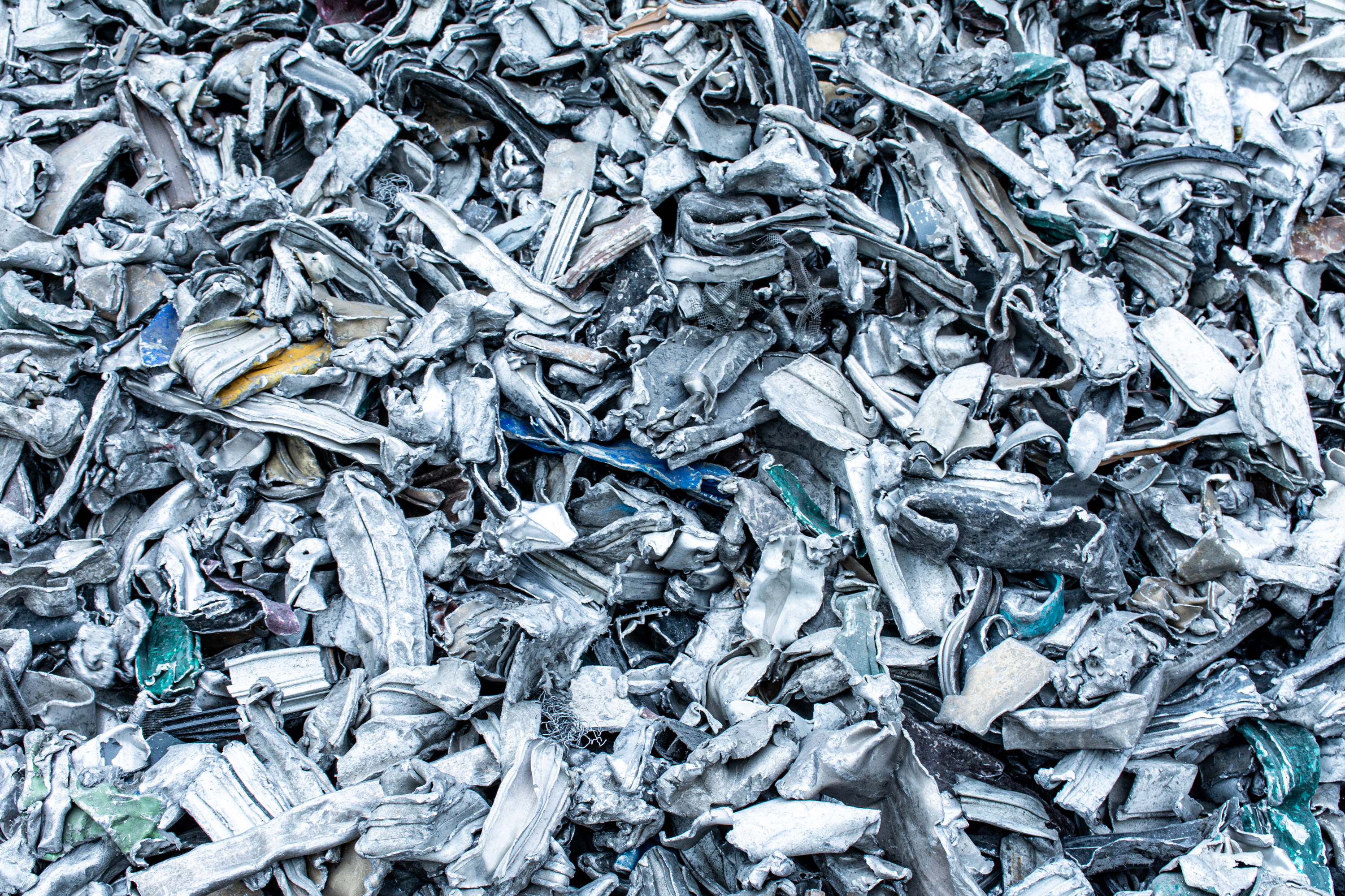 Aluminium output