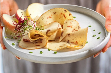 dried tomatoes, Black olives and Capers