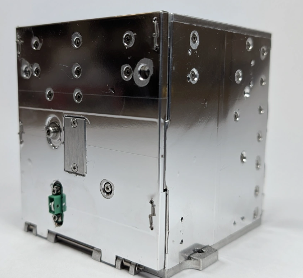 Astrobrake - Drag sail