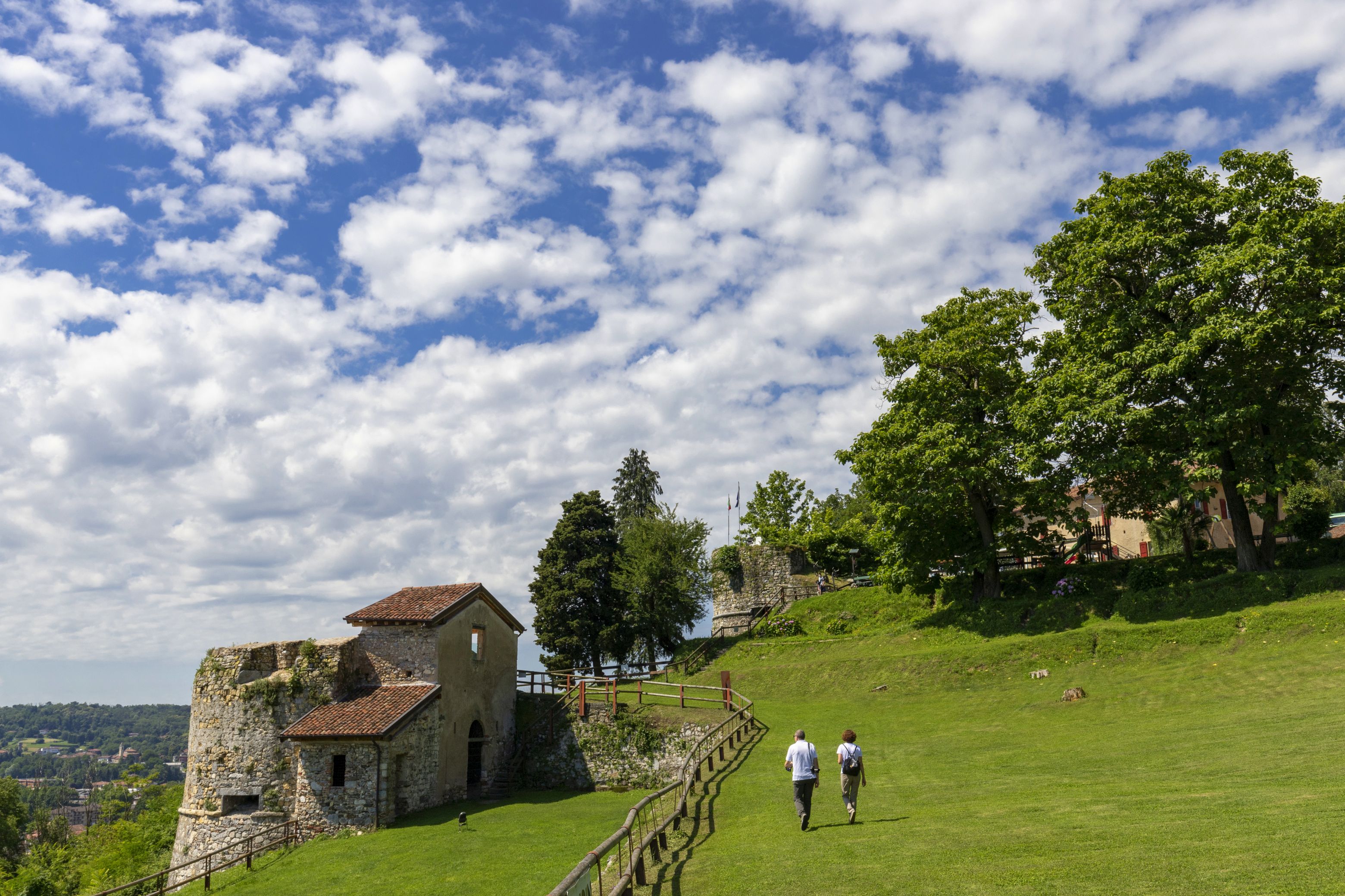 Home | The Magic of Castles, Towers and Walls