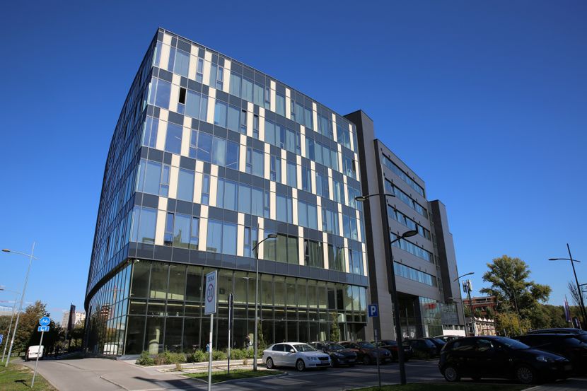 Session location Main Entrance, Fruškogorska 1 Novi Sad