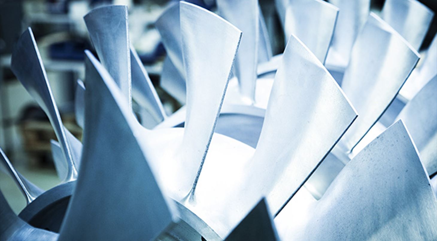 Metal turbine blades