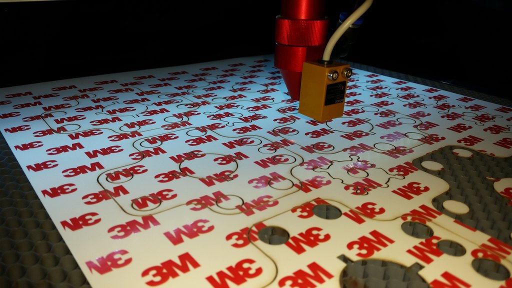 Adhesive tapes
