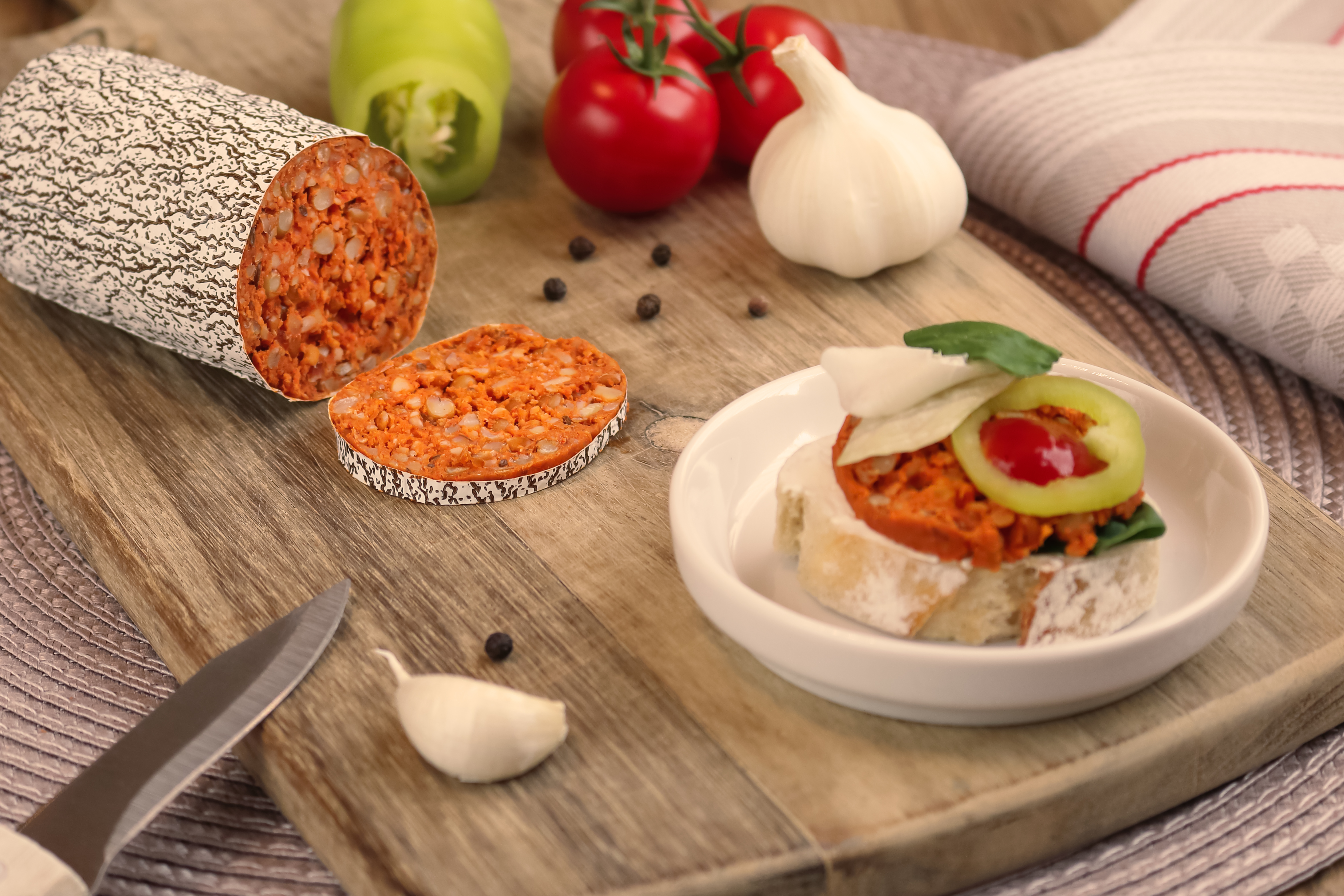 Smoky Grain Salami with spicy paprika