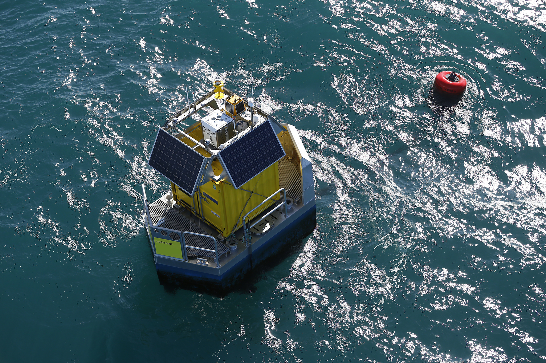 100W power buoy