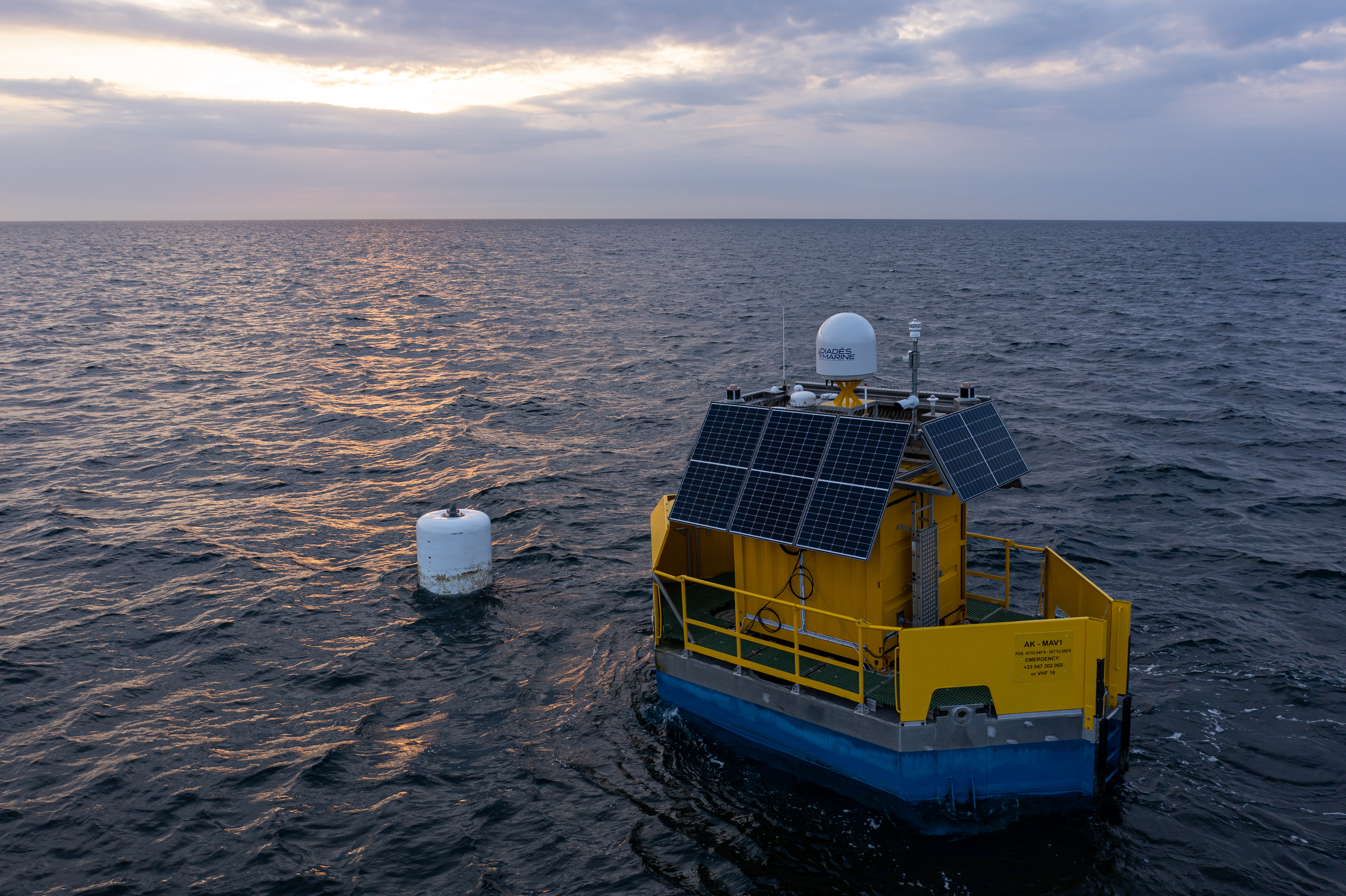 1kW power buoy
