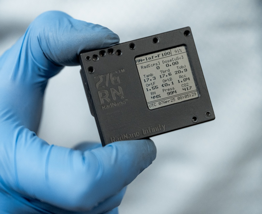 RadNano Infinity handheld instrument