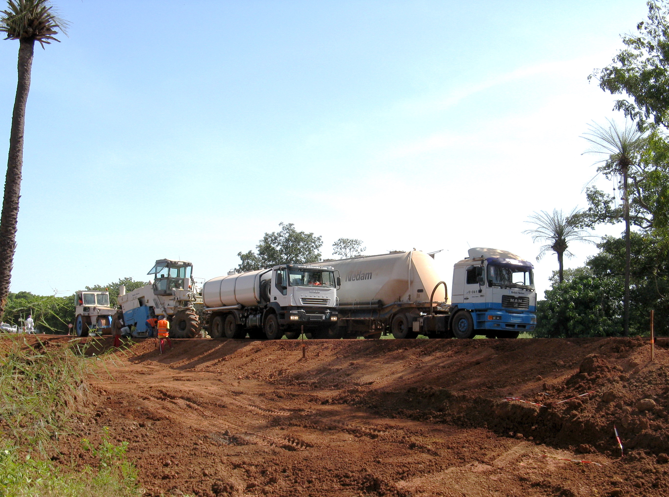 Ongoing stabilisation EU trunk road, west africa
