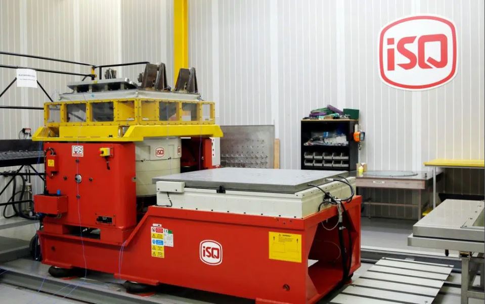 105 kN electrodynamic shaker