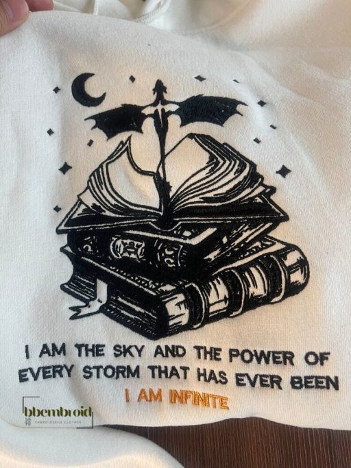 I Am The Sky Embroidered Sweater, Vintage Basgiath War College Shirt, Fourth Wing,Dragon Rider Violet Sorrengail,Bookish The Empyrean Series