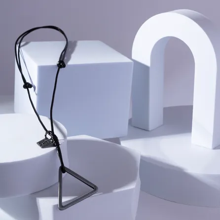 Colar Malmo Triangle Silver – miniatura 3