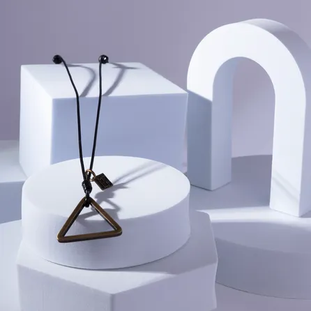 Colar Malmo Triangle Gold – miniatura 3