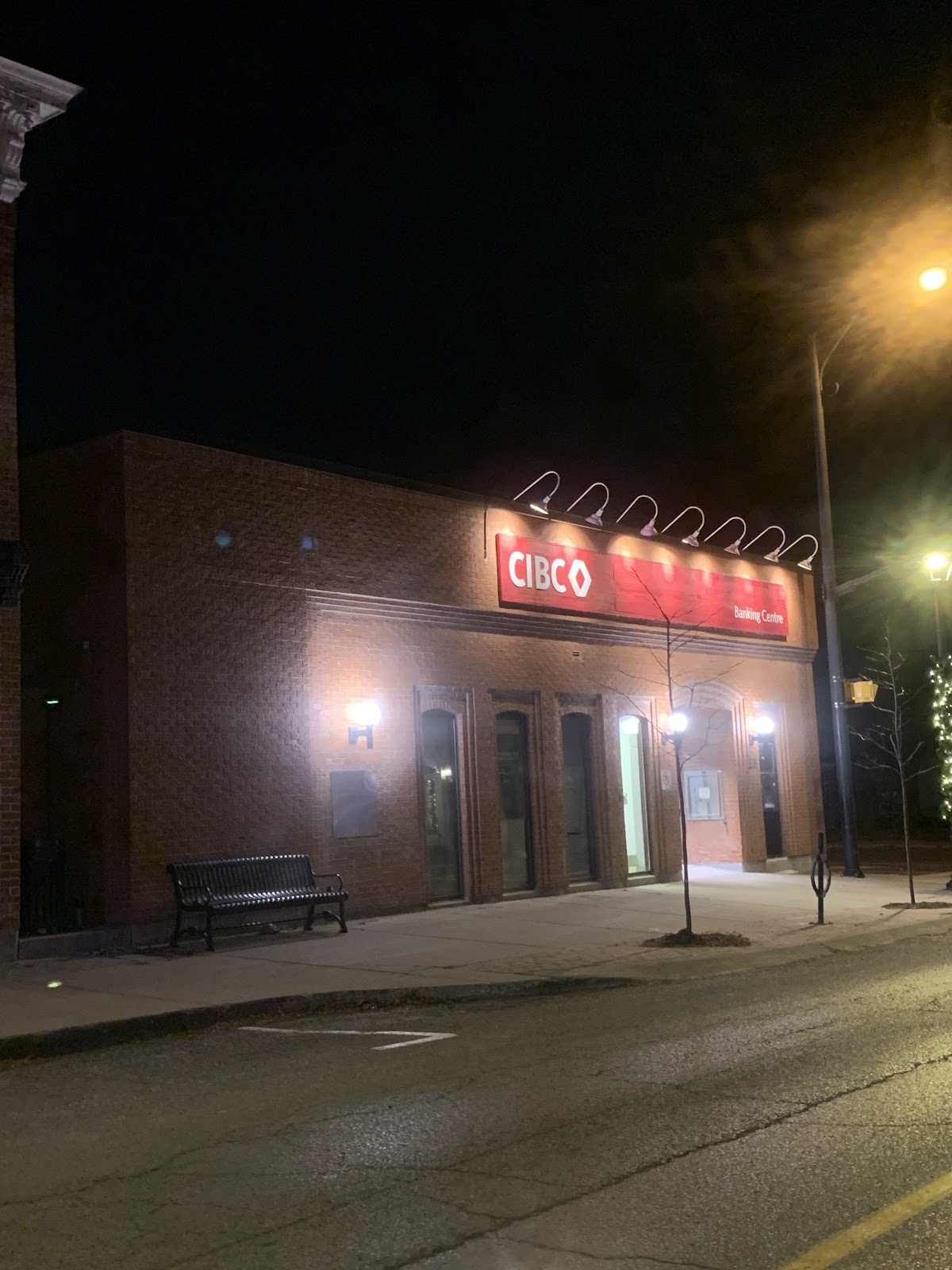 CIBC Branch with ATM logo