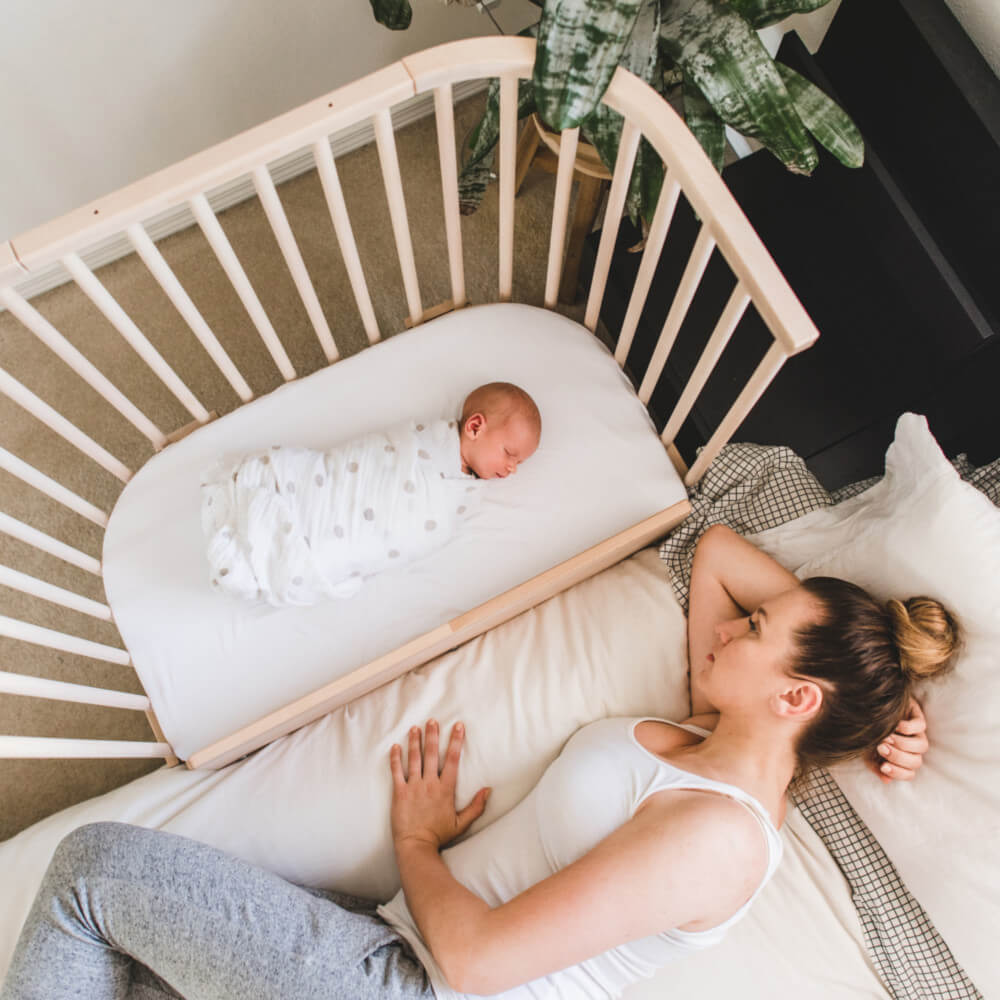 baby crib that connects to bed