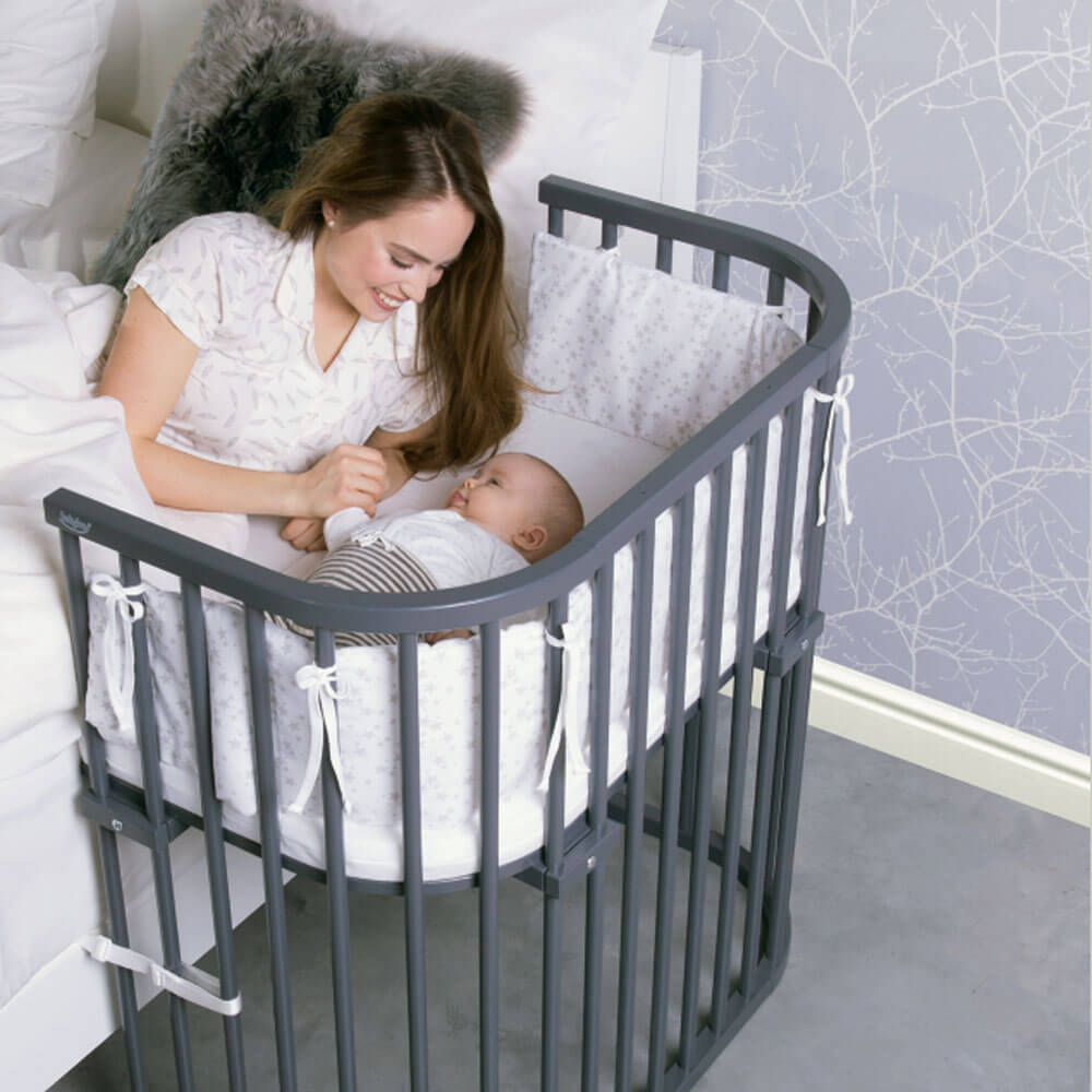 bassinet that hooks to bed