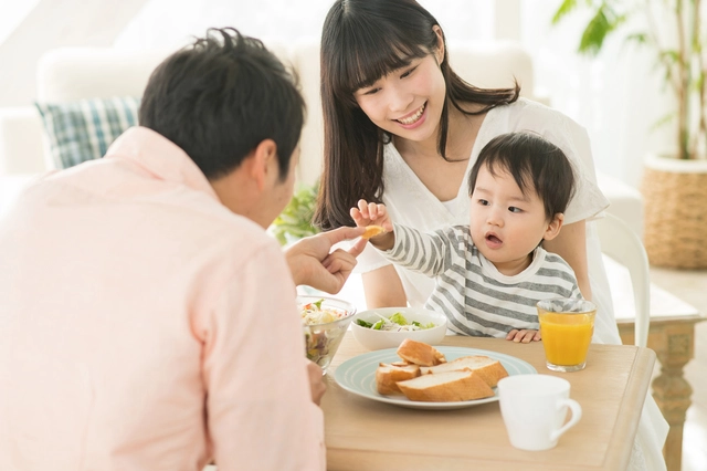 家族で食事