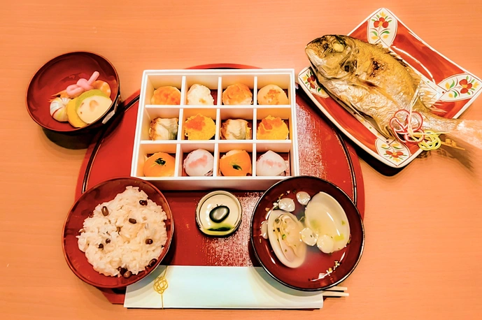 お食い初めのお祝い膳盛り付け