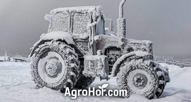 Winter preparation of agricultural machinery