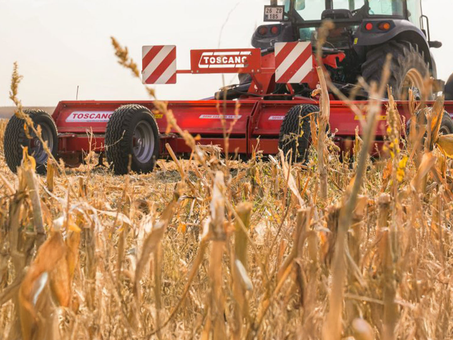 Agrohof Kft és Toscano: Kiváló Mezőgazdasági Gépek Együttműködése