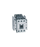 Contactor tripolar CTX³ 40 - 32 A - 24 V~ - 2 NO + 2 NC - screw terminals