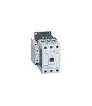 Contactor tripolar CTX³ 65 - 50 A - 110 V~ - 2 NO + 2 NC - lug terminals