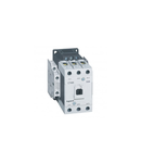 Contactor tripolar CTX³ 65 - 50 A 230 V~ - 2 NO + 2 NC - lug terminals