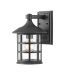 Aplica Freeport 1lt Medium Wall Lantern