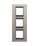 PLACA INTERNATIONALA LUX - IN METAL - 2+2+2 MODULE VERTICALE - ALUMINIU PERIAT LAVY - CADRU INTERIOR NEGRU MAT - CHORUSMART Gewiss