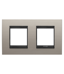 PLACA INTERNATIONALA LUX - IN METAL - 2+2 MODULE ORIZONTALE - ALUMINIU PERIAT LAVY - CADRU INTERIOR NEGRU MAT - CHORUSMART Gewiss