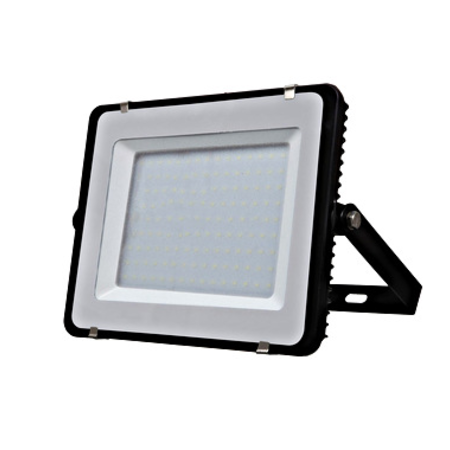 LED Floodlight 150W 12000lm 6400K 220-240V IP65 100° black