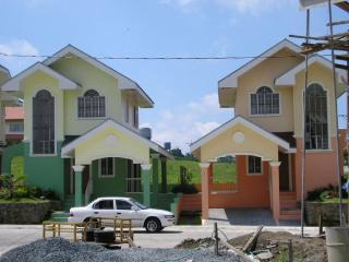 FOR SALE: House Tagaytay 1