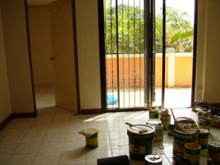 guest room, lanai