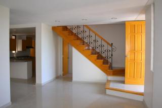 FOR SALE: House Manila Metropolitan Area > Las Pinas 12