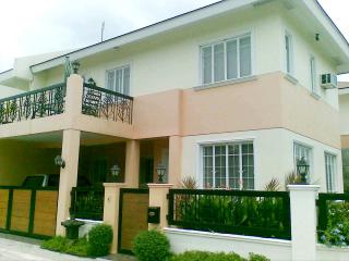 FOR SALE: House Manila Metropolitan Area > Paranaque