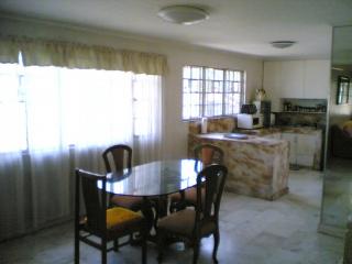 Dining & Kitchen