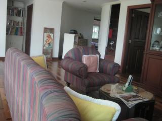 Common area for 4 big bedrooms in 2nd Flr