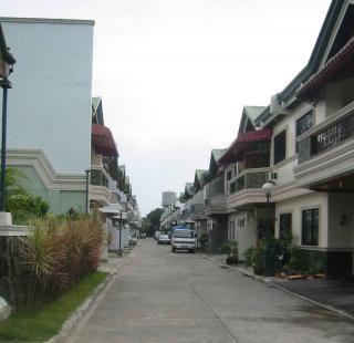 FOR SALE: House Manila Metropolitan Area > Quezon