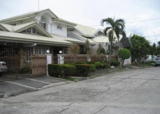 FOR SALE: Apartment / Condo / Townhouse Manila Metropolitan Area > Paranaque