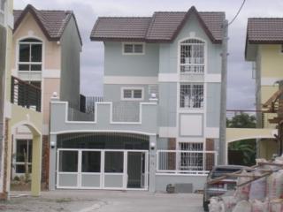 FOR SALE: Apartment / Condo / Townhouse Cavite > Bacoor