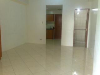 FOR RENT / LEASE: Apartment / Condo / Townhouse Manila Metropolitan Area > Makati