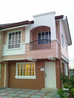 FOR SALE: Apartment / Condo / Townhouse Cavite > Imus