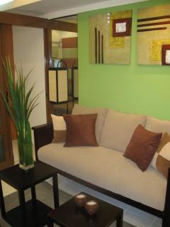 FOR SALE: Apartment / Condo / Townhouse Manila Metropolitan Area > Makati 1