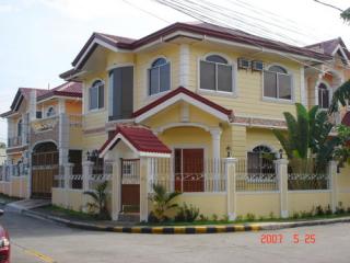FOR SALE: Apartment / Condo / Townhouse Rizal > Cainta 1