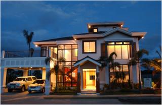 HOUSE & LOTS IN BALI MANSIONS - SOUTH FORBES GOLF CITY METRO STA. ROSA w/ FREE Golf  Membership  