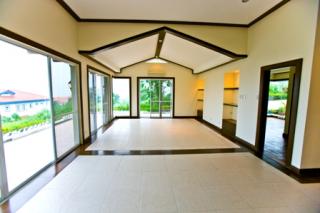 FOR SALE: Apartment / Condo / Townhouse Manila Metropolitan Area > Paranaque