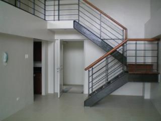 stairs to main bedroom