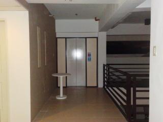 FOR SALE: Apartment / Condo / Townhouse Manila Metropolitan Area > Manila 5