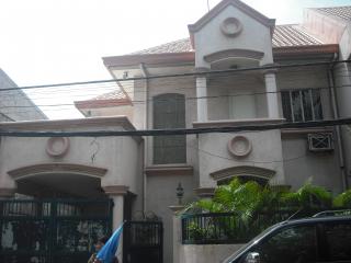 FOR SALE: House Pampanga