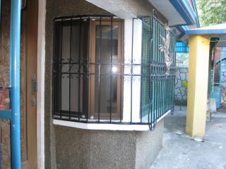 FOR SALE: House Rizal > Cainta 2